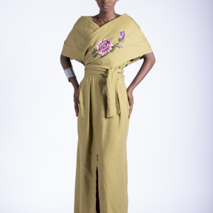 Robe en lin avec motif en peinture