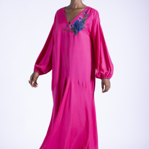 Robe en lin avec motif en peinture