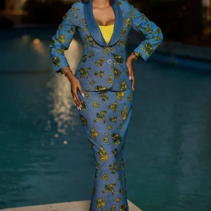 Tenue de ville en wax mélangé avec du cuir