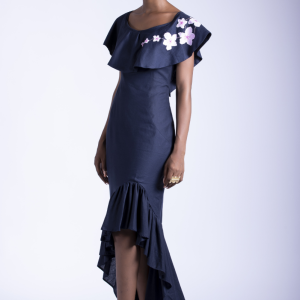 Robe noir en lin avec dessin