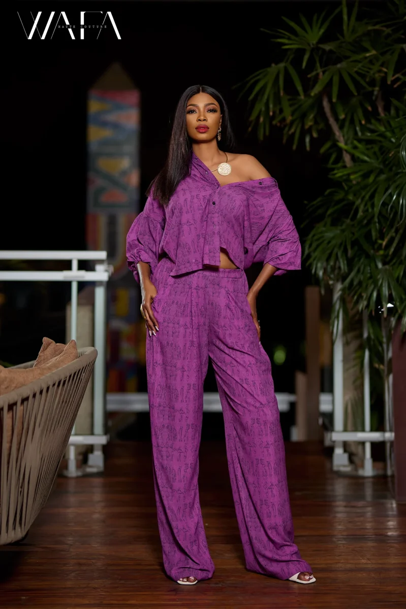 Chemise et pantalon en tissu imprimé motif spécial Wafa – Ensemble femme – Image 3