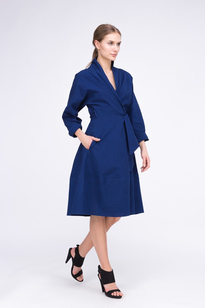 Robe bleu cobalt cache-cœur en coton bio POLARIS – Image 4