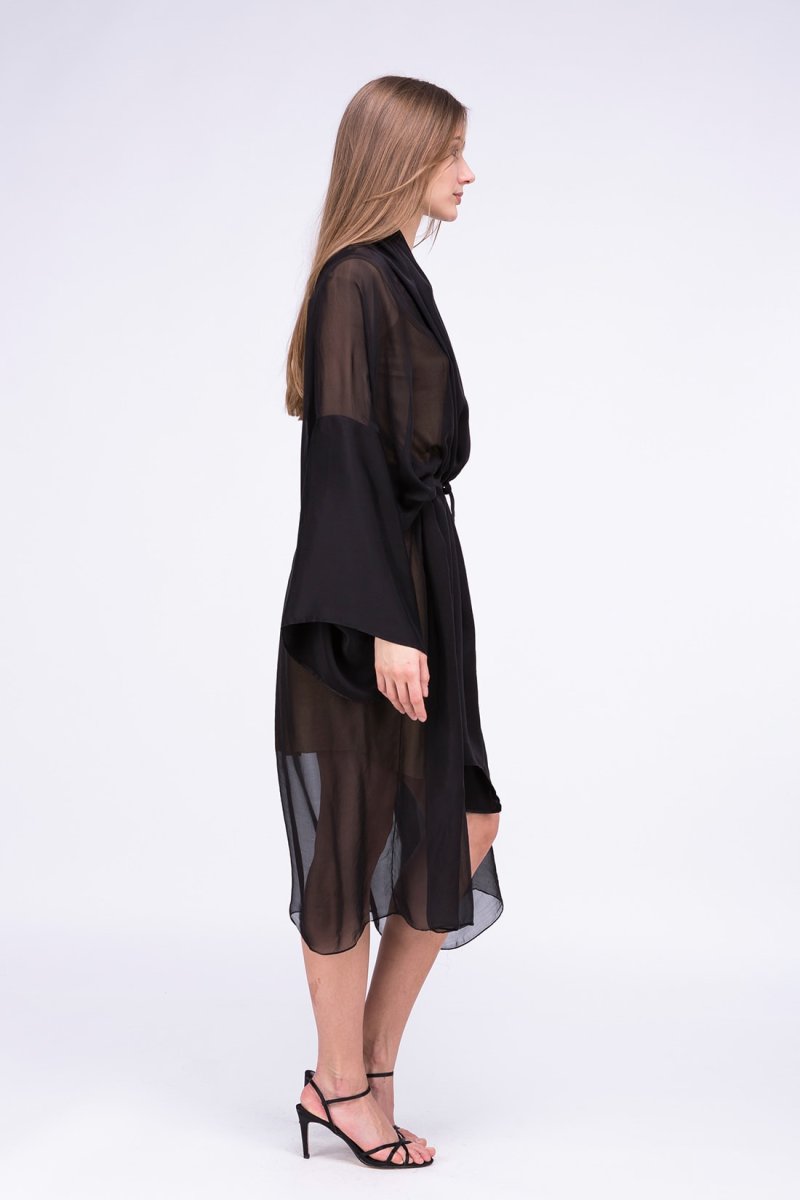 Robe kimono noir en soie WEZEN – Image 5