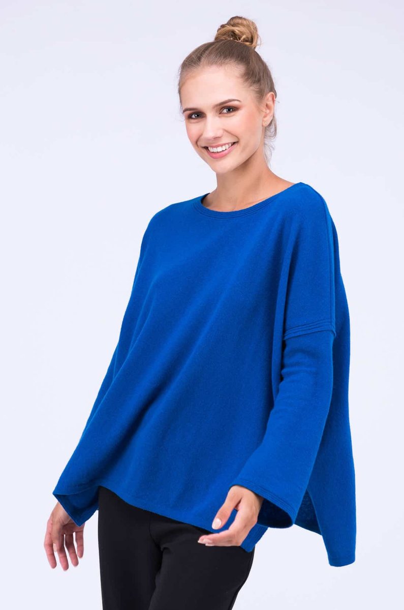 Pull bleu oversize large pour femme en laine ALASKA – Image 3