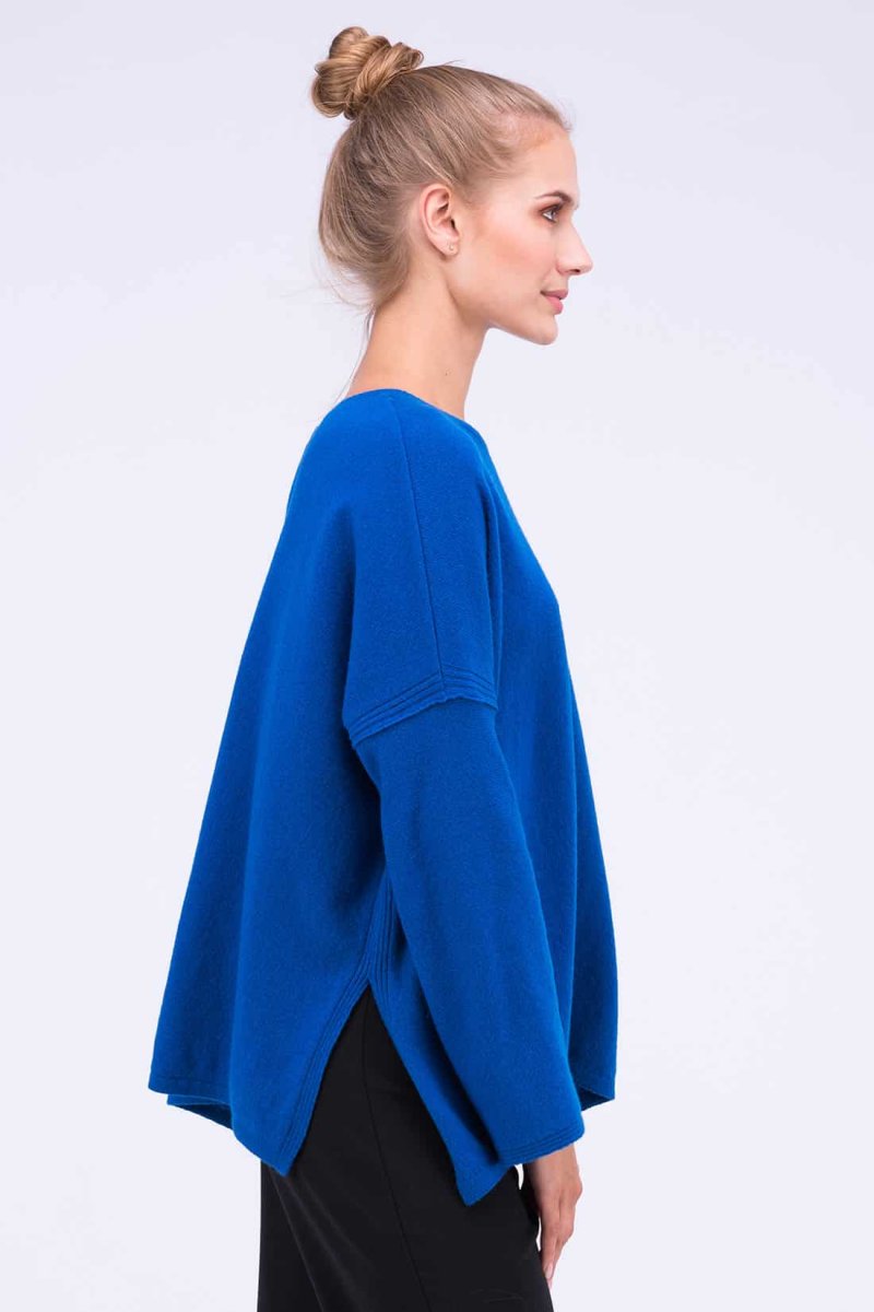 Pull bleu oversize large pour femme en laine ALASKA – Image 5