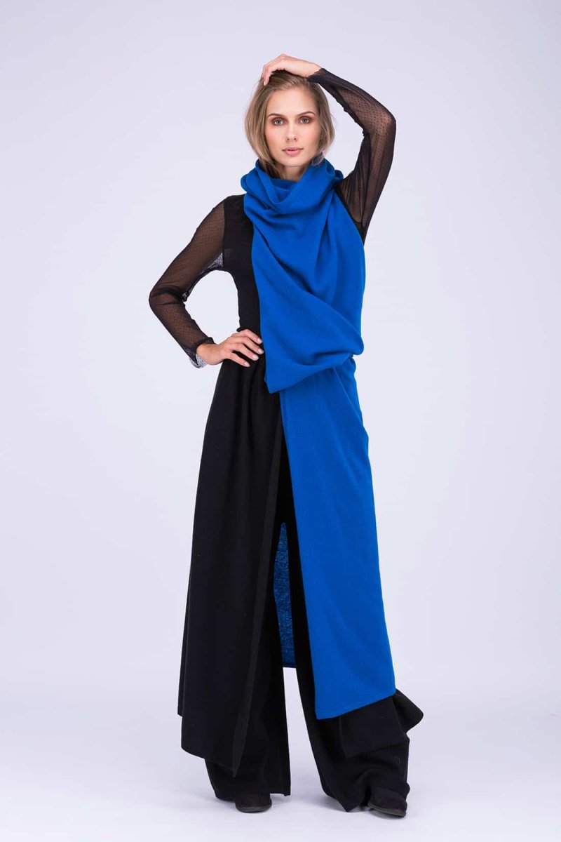 Blue large wool shawl TATRY – Image 4