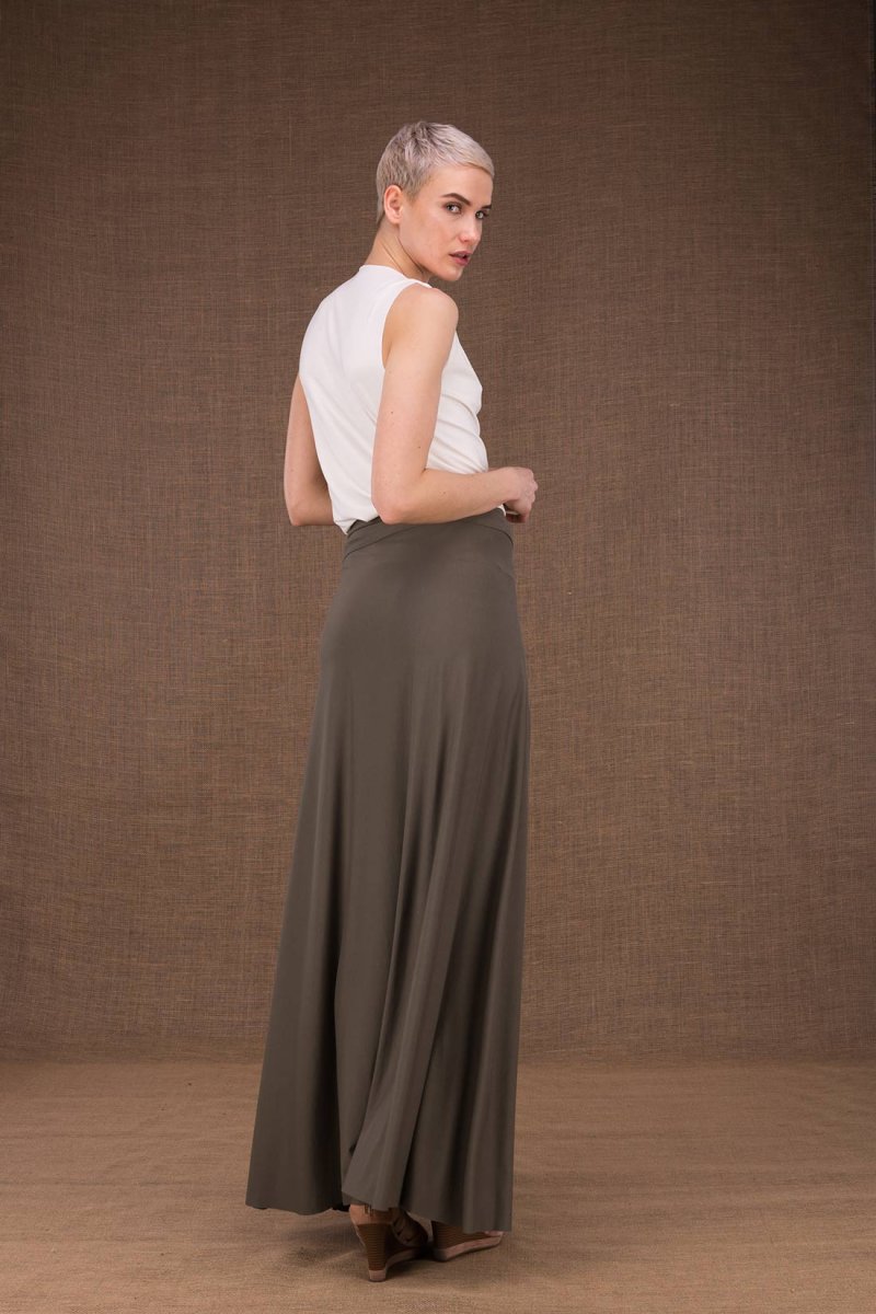 Khaki long viscose jersey skirt BLIZZAIR – Image 5