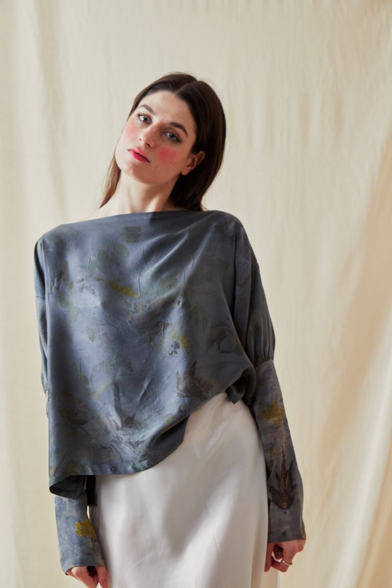 Petrol blue printed silk satin blouse HELOISE – Image 4
