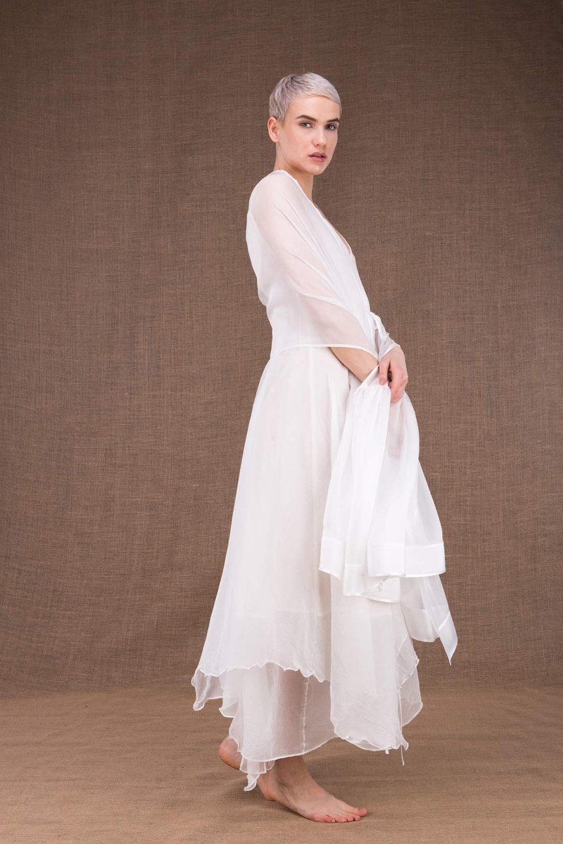 Châle tunique blanc en soie BORA – Image 4