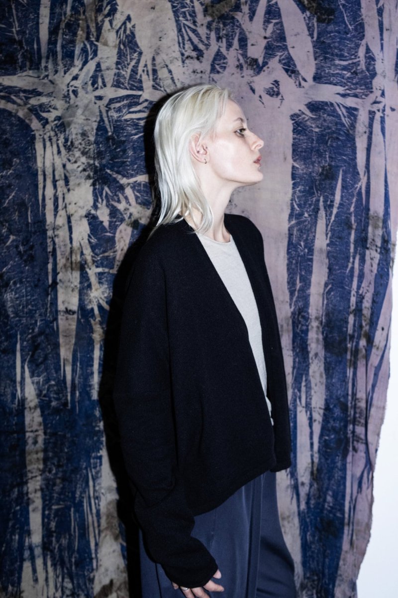 Black wool cardigan for women LOLA – Image 4