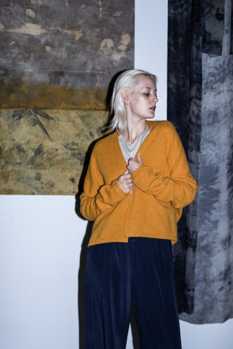 Yellow wool cardigan for women LOLA – Image 4