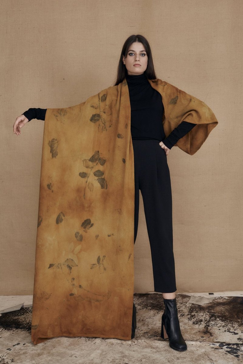 Châle marron grand en laine imprimée CURCUMA – Image 2