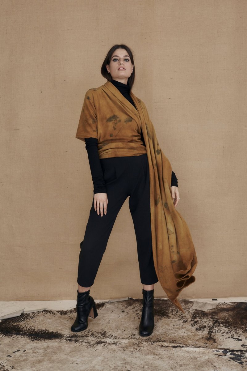 Châle marron grand en laine imprimée CURCUMA – Image 4