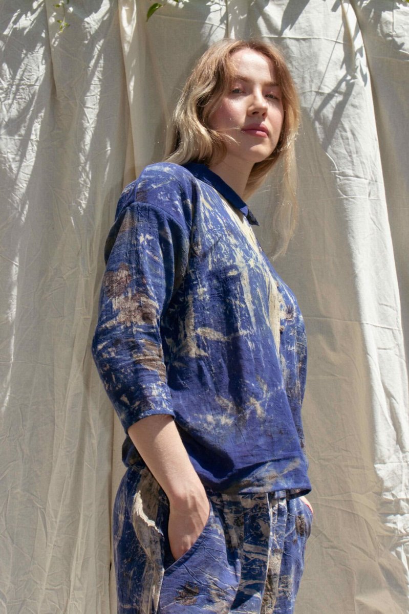 Blue shirt for woman with printed organic cotton RIBAL – Image 4