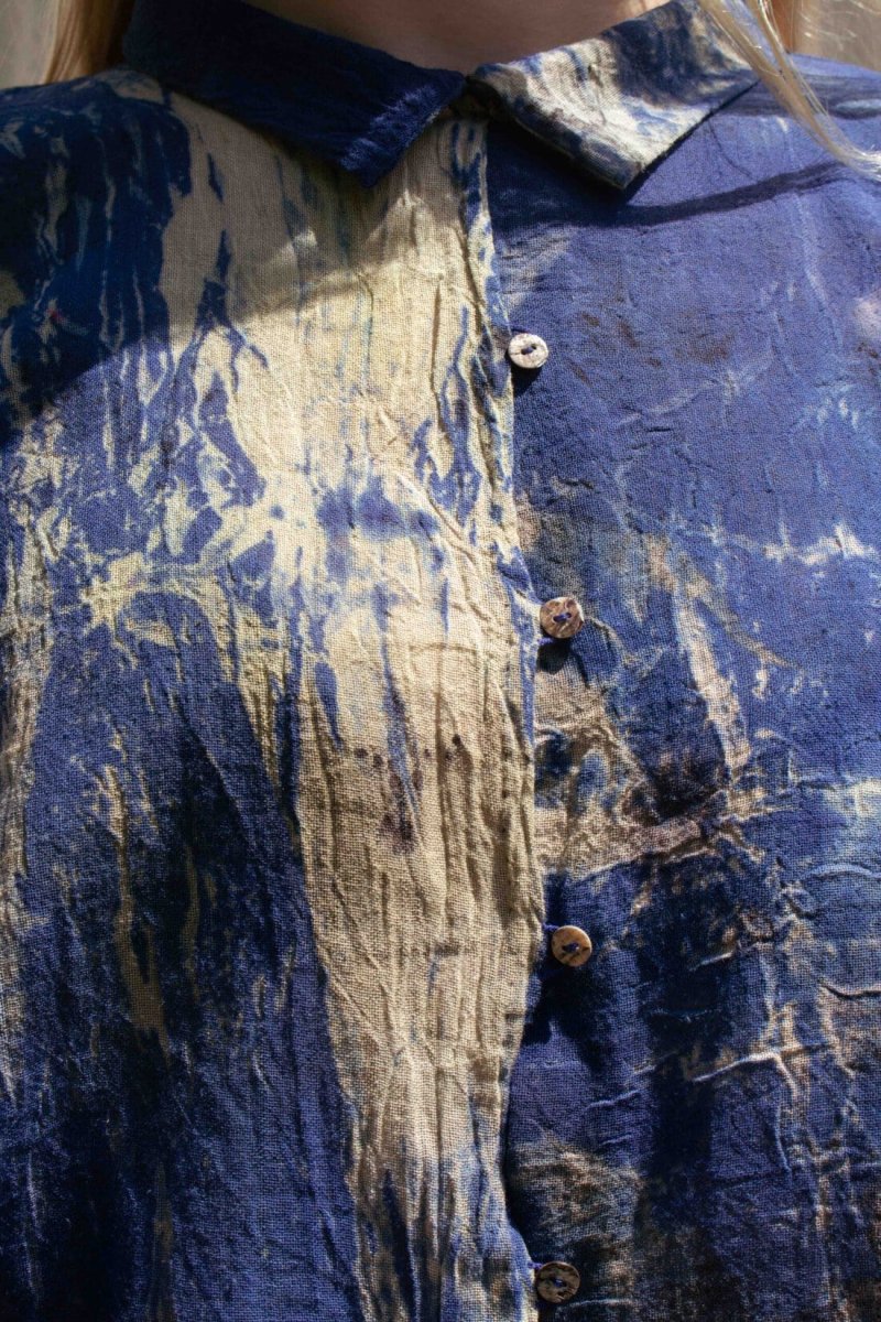 Blue shirt for woman with printed organic cotton RIBAL – Image 6