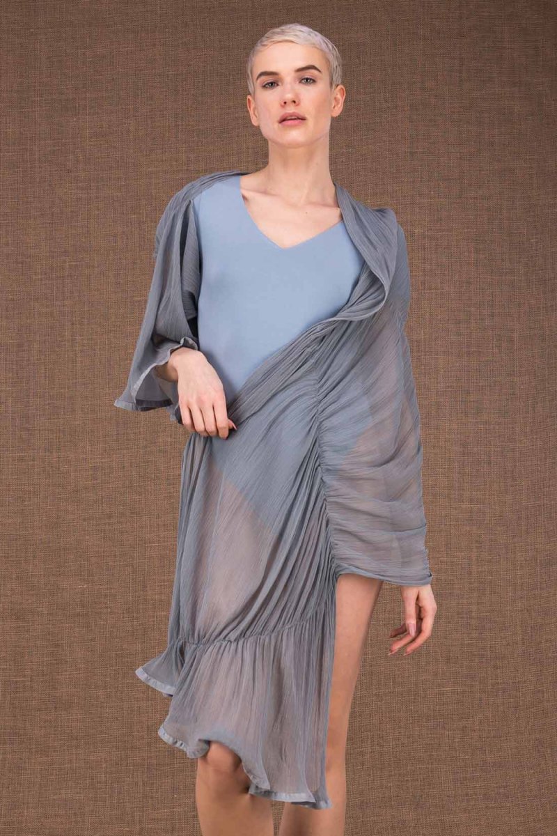 Châle bleu gris en soie CUMULUS – Image 3