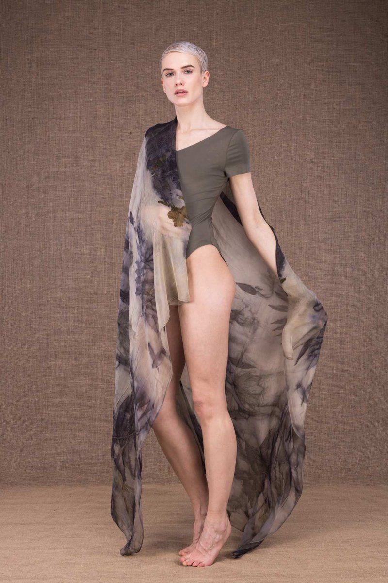 Paréo gris en mousseline de soie imprimée FLORIDA – Image 3