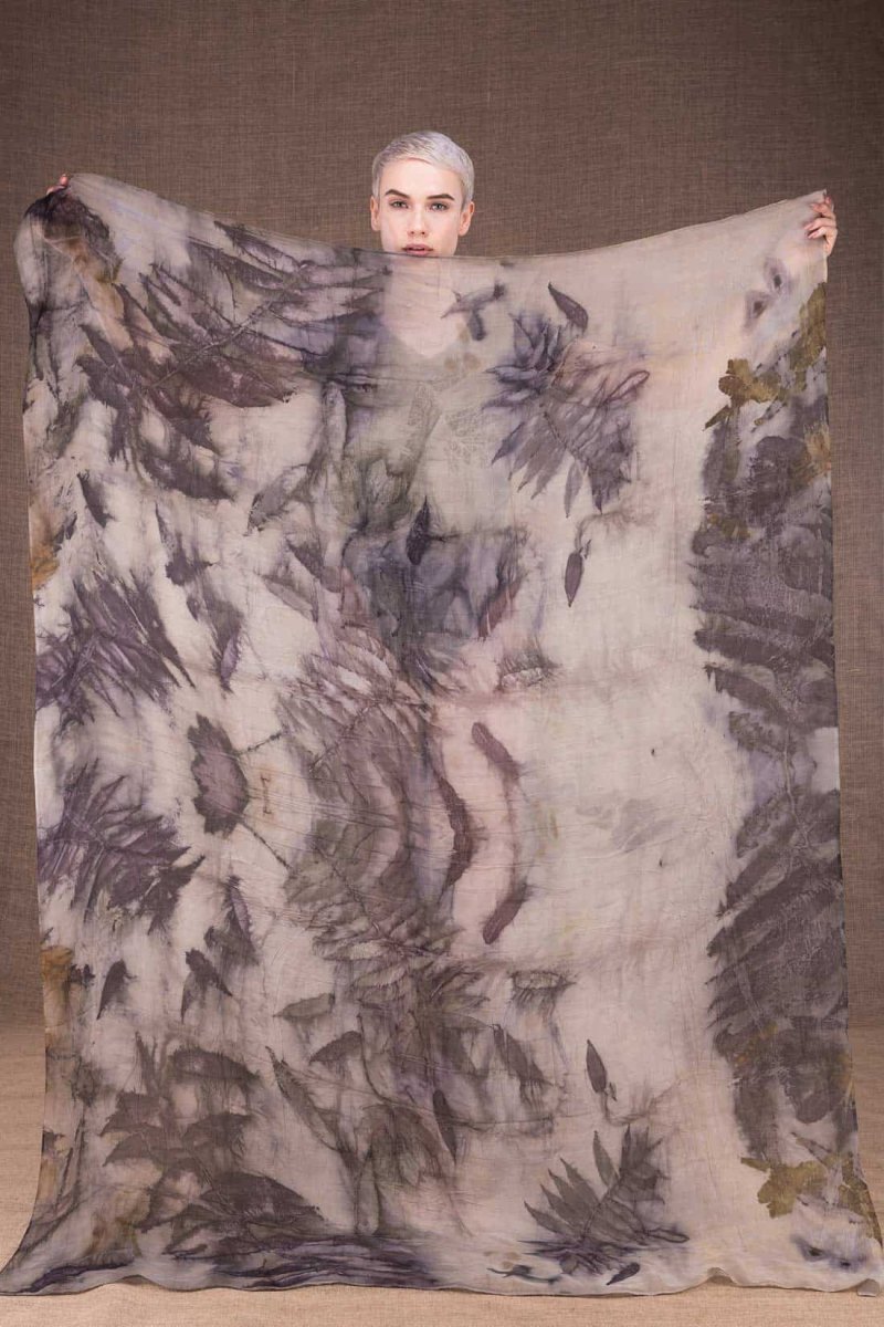 Paréo gris en mousseline de soie imprimée FLORIDA – Image 4