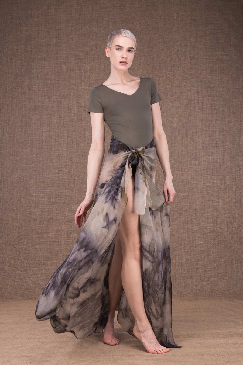 Paréo gris en mousseline de soie imprimée FLORIDA – Image 2