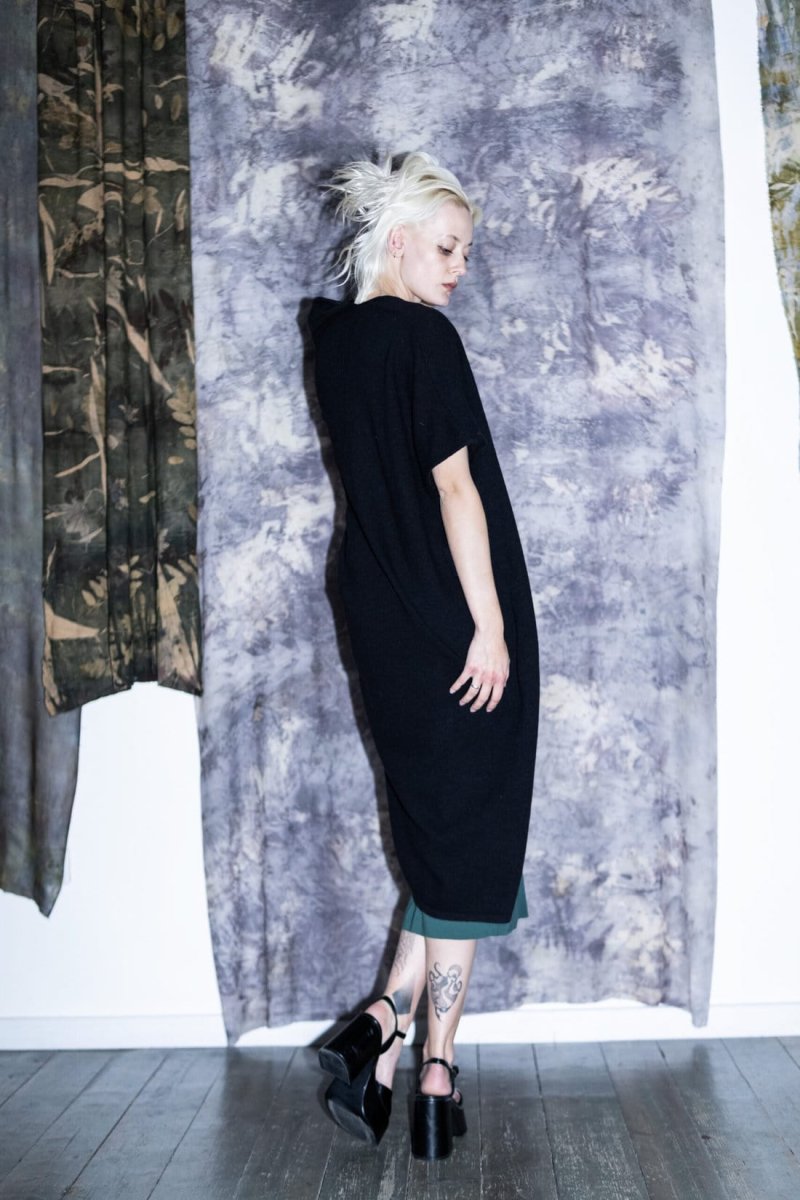 Gilet noir long pour femme en laine JAZ – Image 4