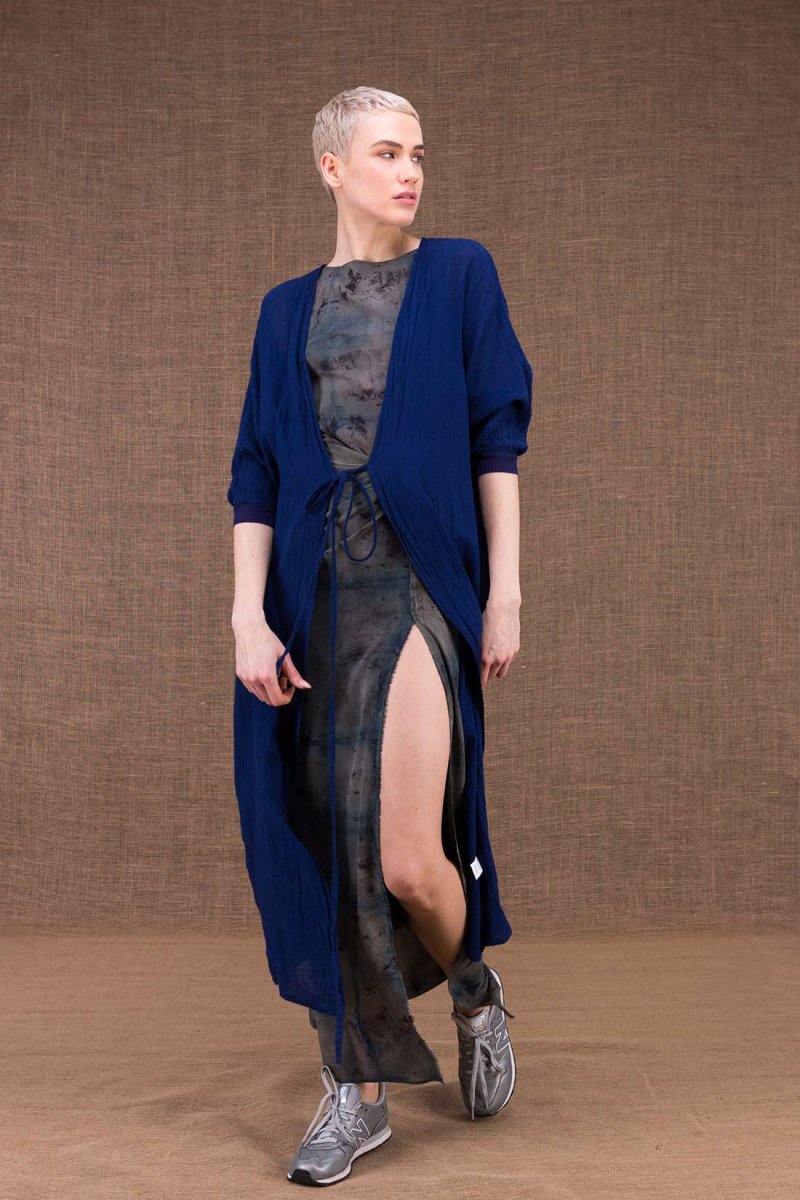 Navy blue long organic cotton gauze jacket for women GOBI – Image 3
