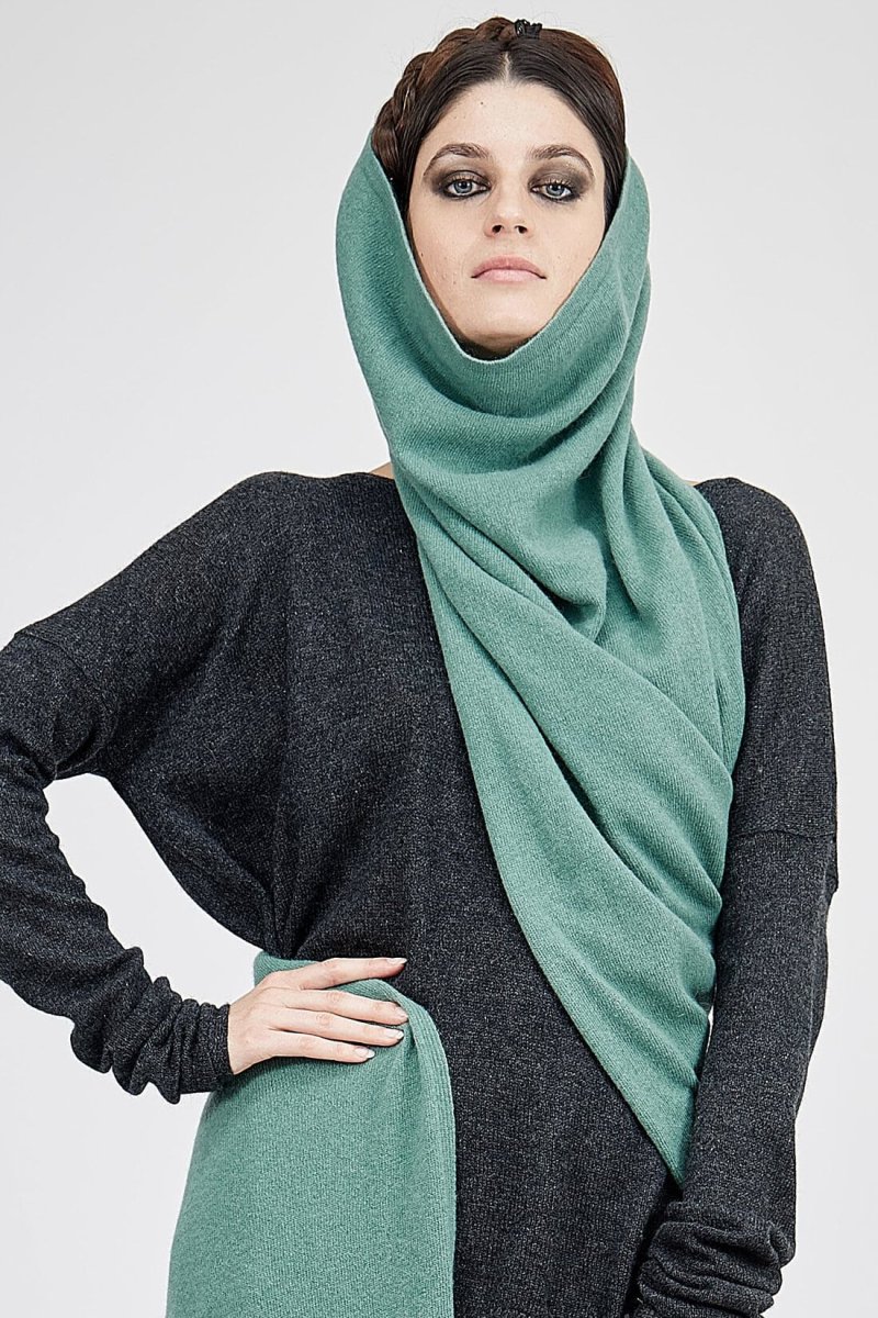 Light green large wool shawl TATRY – Image 2