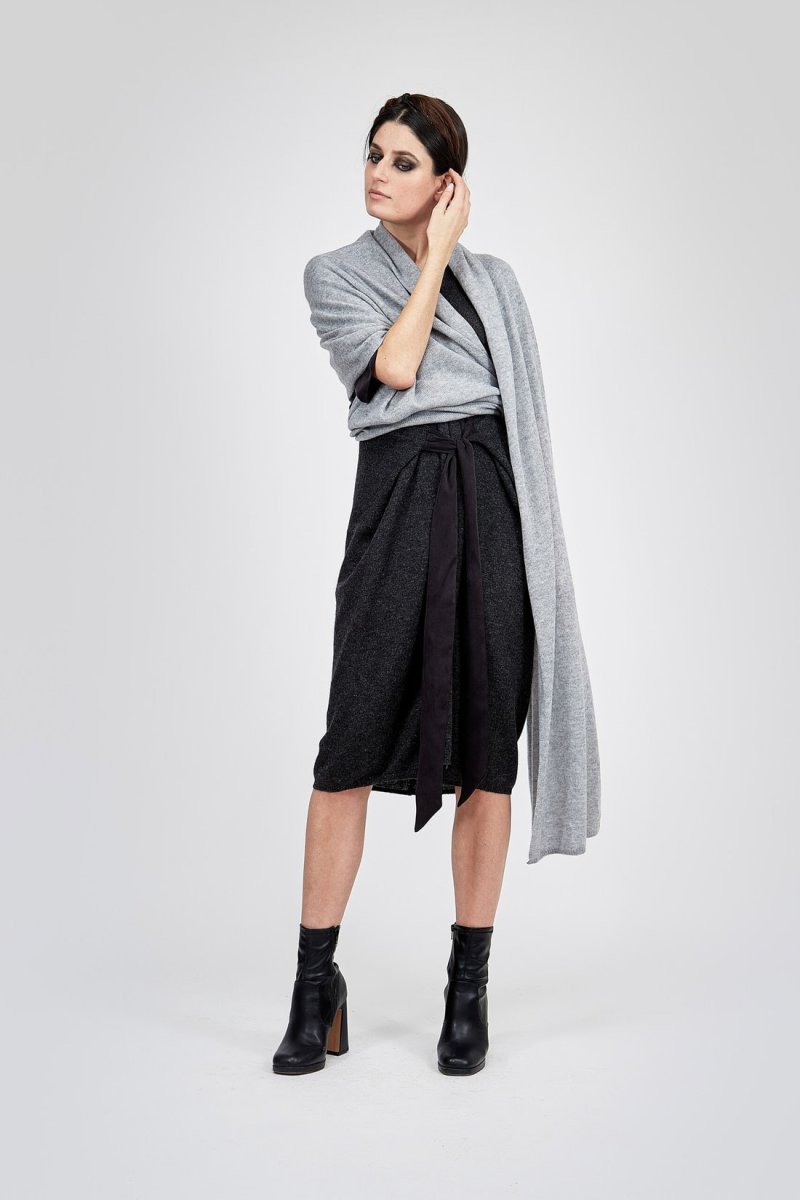 Châle gris grand en cachemire COCON – Image 6
