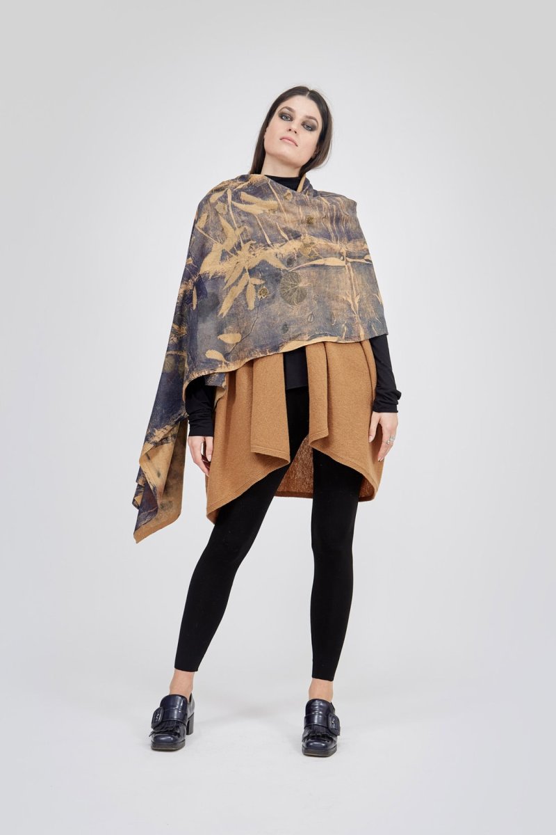 Blue large printed wool shawl GIVRE – Image 3