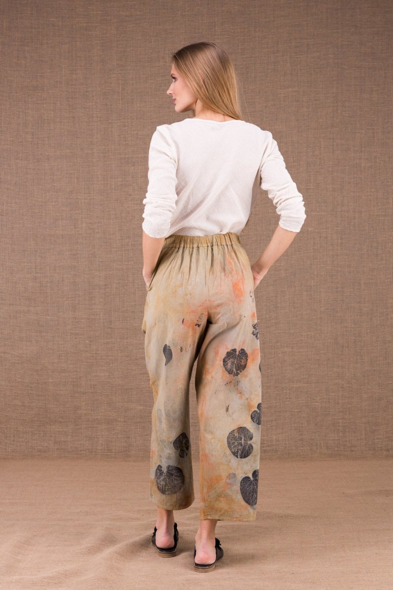 Beige large printed organic cotton trousers for women HALNY – Image 4