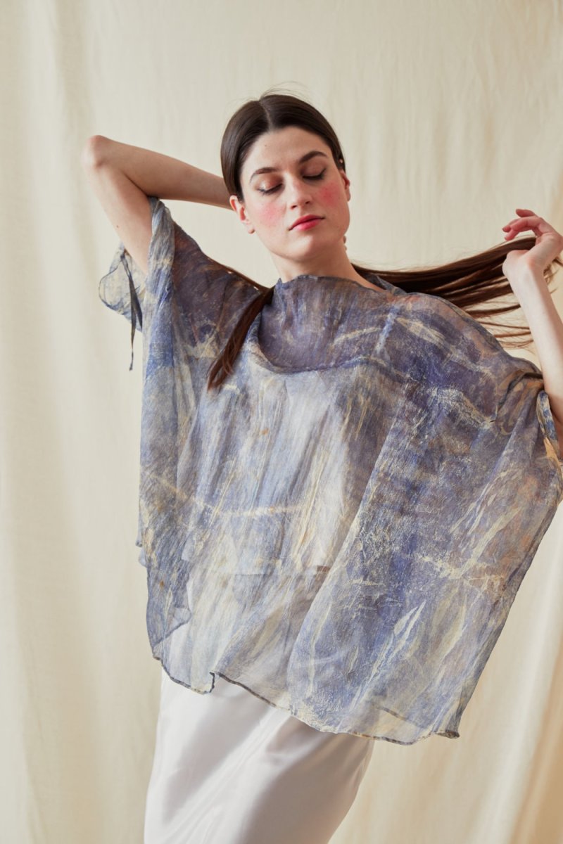 Blue printed silk chiffon top for women IKARIA – Image 3