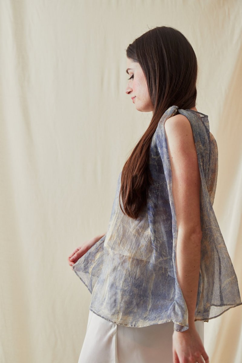 Blue printed silk chiffon top for women IKARIA – Image 4