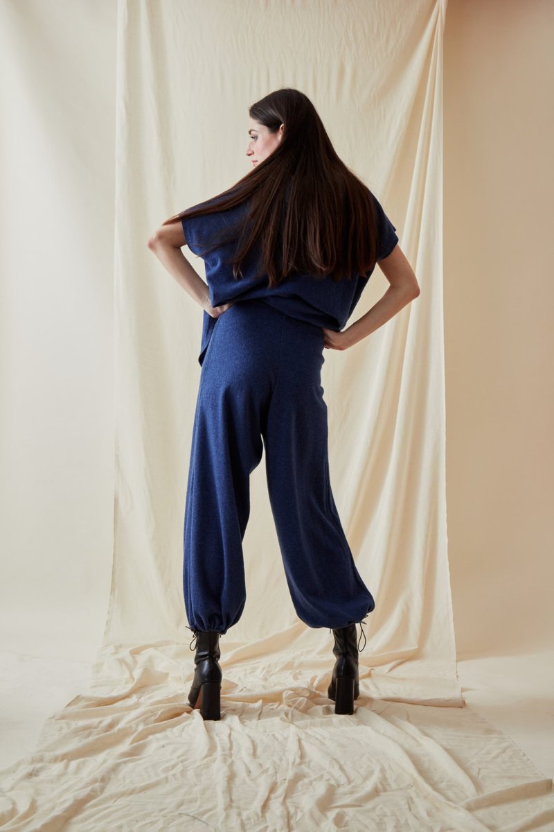 Jogging bleu en laine pour femme KOS – Image 5