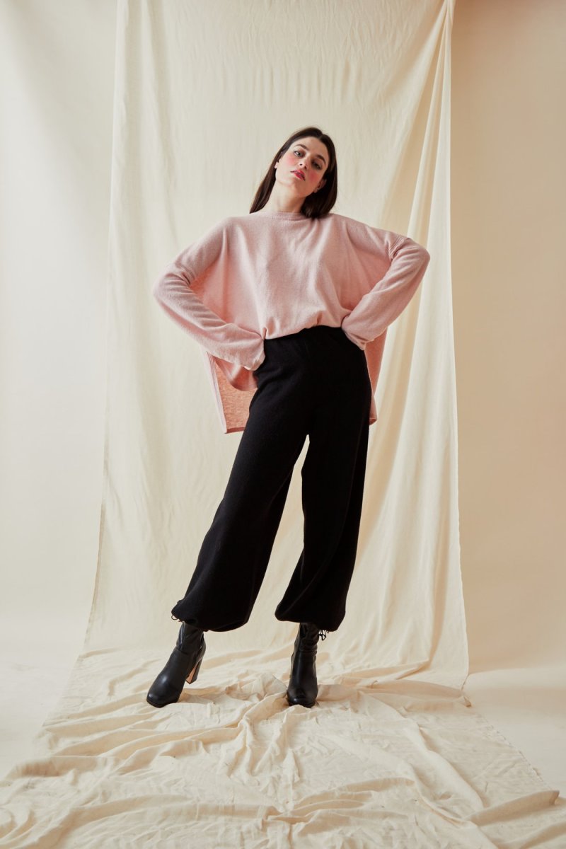 Black wool jogging trousers for women KOS – Image 3