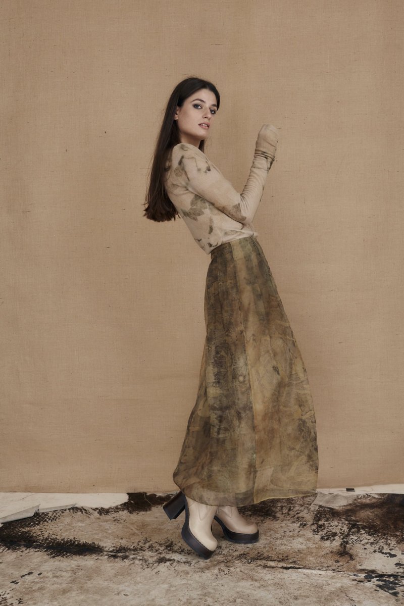 Jupe kaki longue évasée en organza de soie imprimée VENEZIA – Image 4