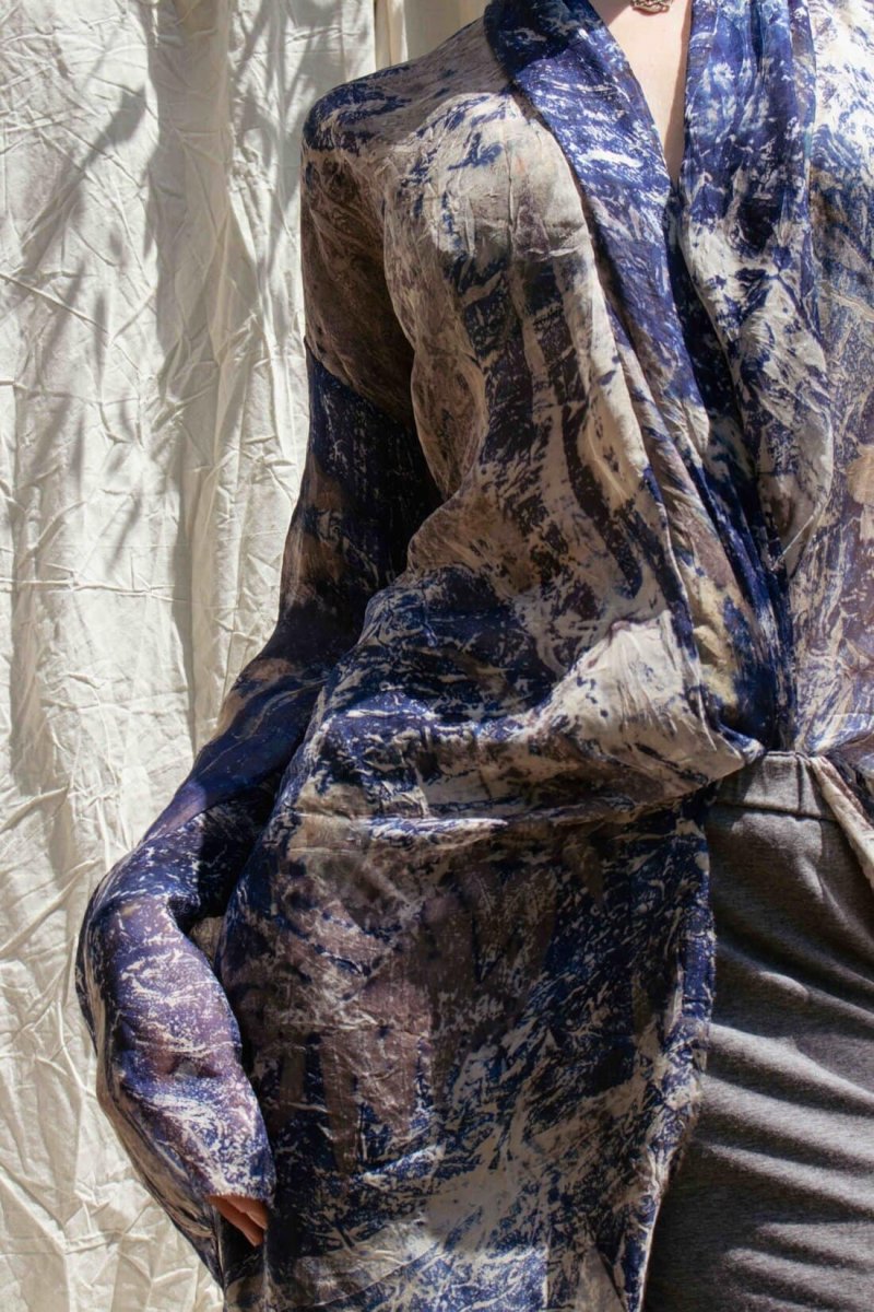 Short hand-printed blue silk kimono CRETA – Image 5