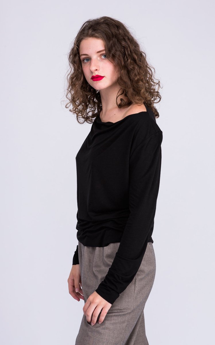 Black long sleeve viscose jersey t-shirt for women MERION – Image 4