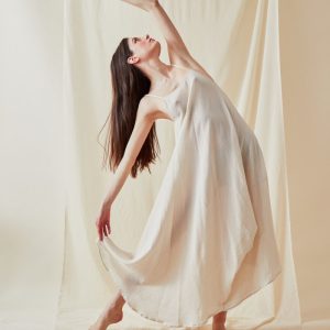 Robe blanche ample en coton bio CALA