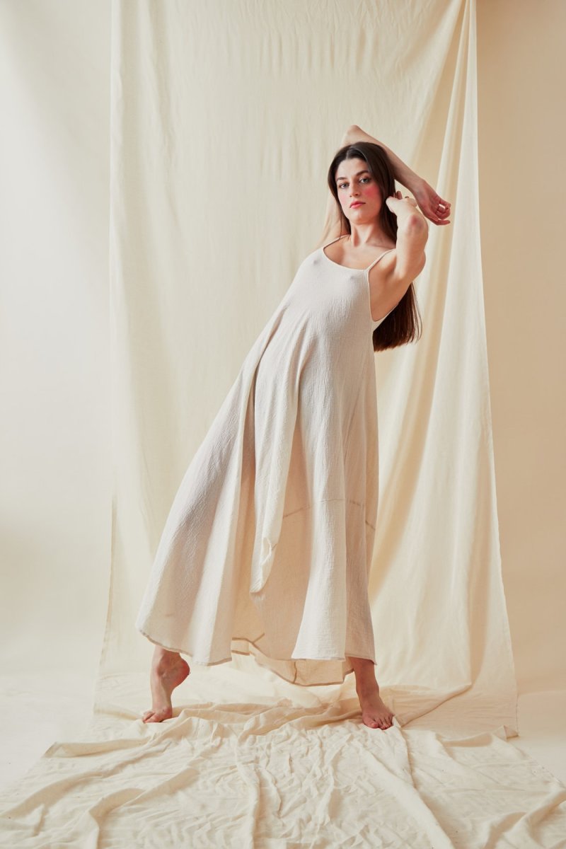 Robe blanche ample en coton bio CALA – Image 3