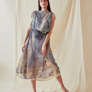 Robe bleue mi-longue en mousseline de soie imprimée KNOSSOS