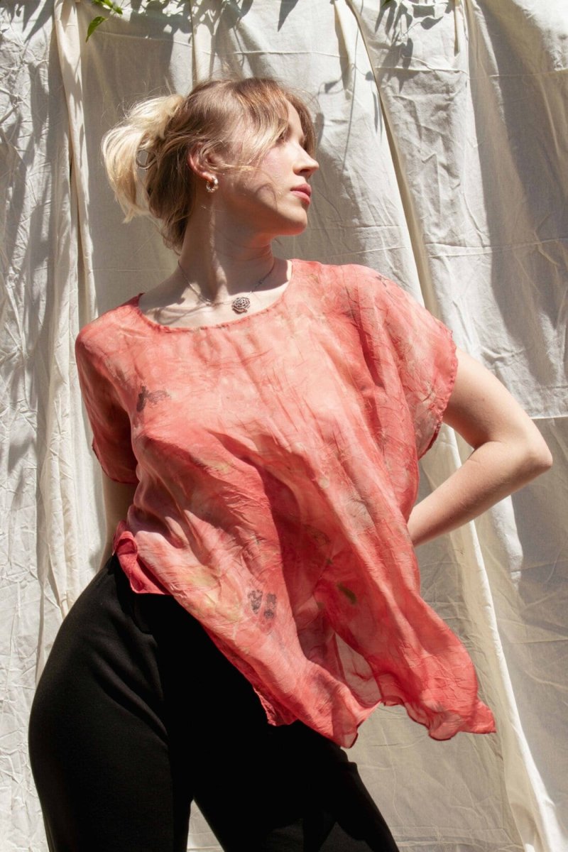 Hand-printed pink silk t-shirt ROSE – Image 2