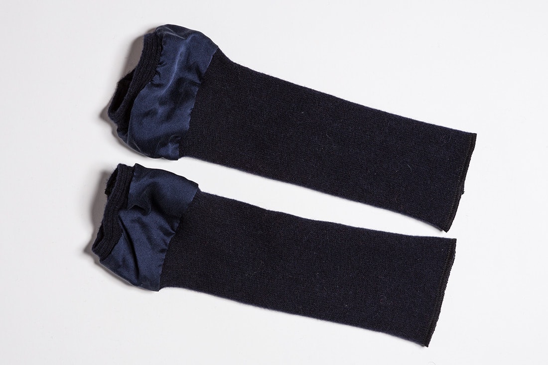 Mitaines bleu marine en laine et soie pour femme BIJOU – Image 2