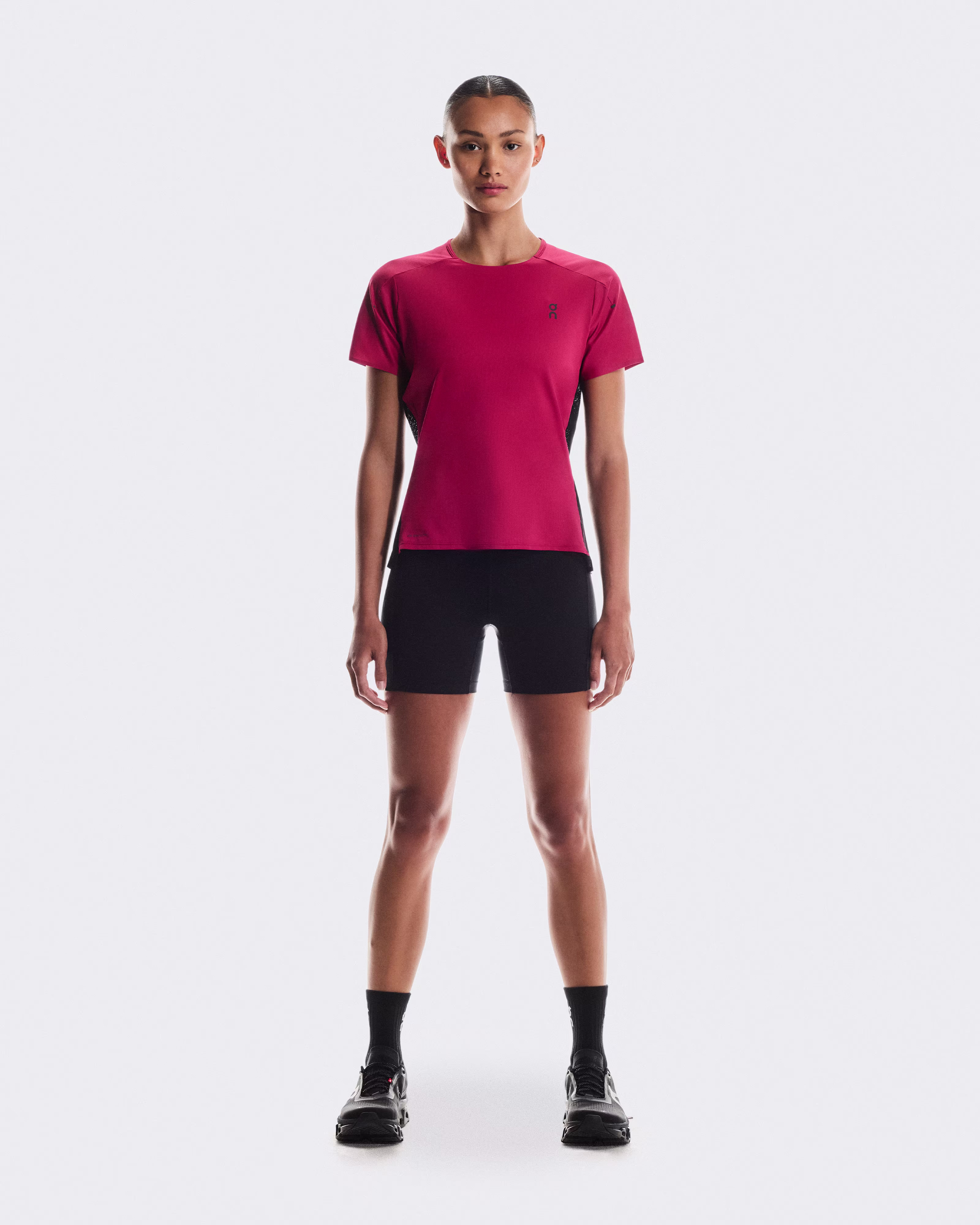 ON - PERFORMANCE T - W – Image 3