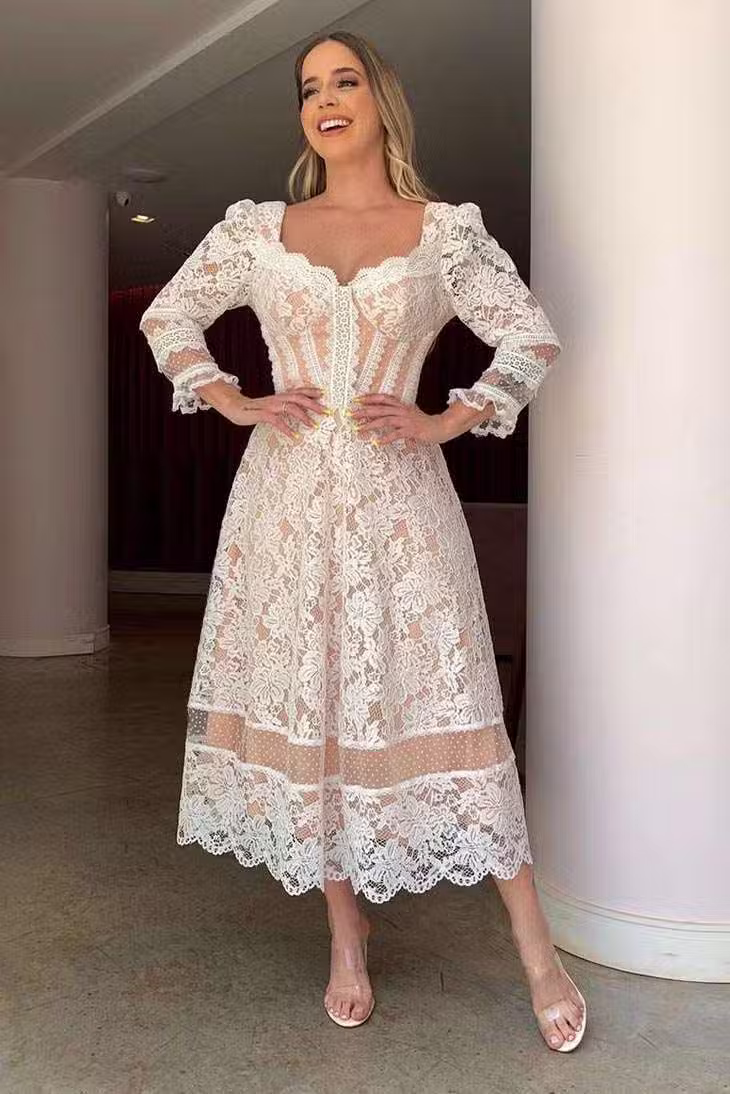Robe De Mariée Bohème En Dentelle à Dos Nu