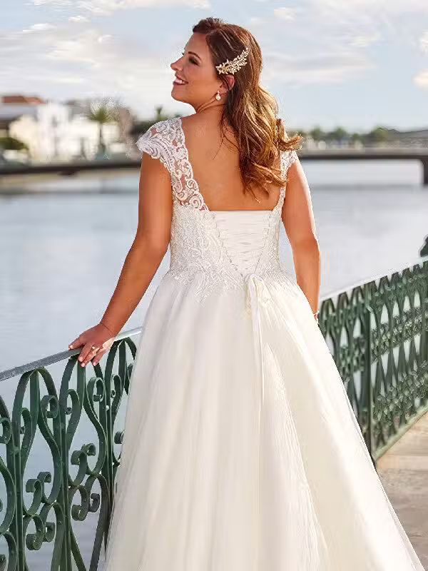 Robe De Mariée Pour Femme Ronde De 50 Ans – Image 5