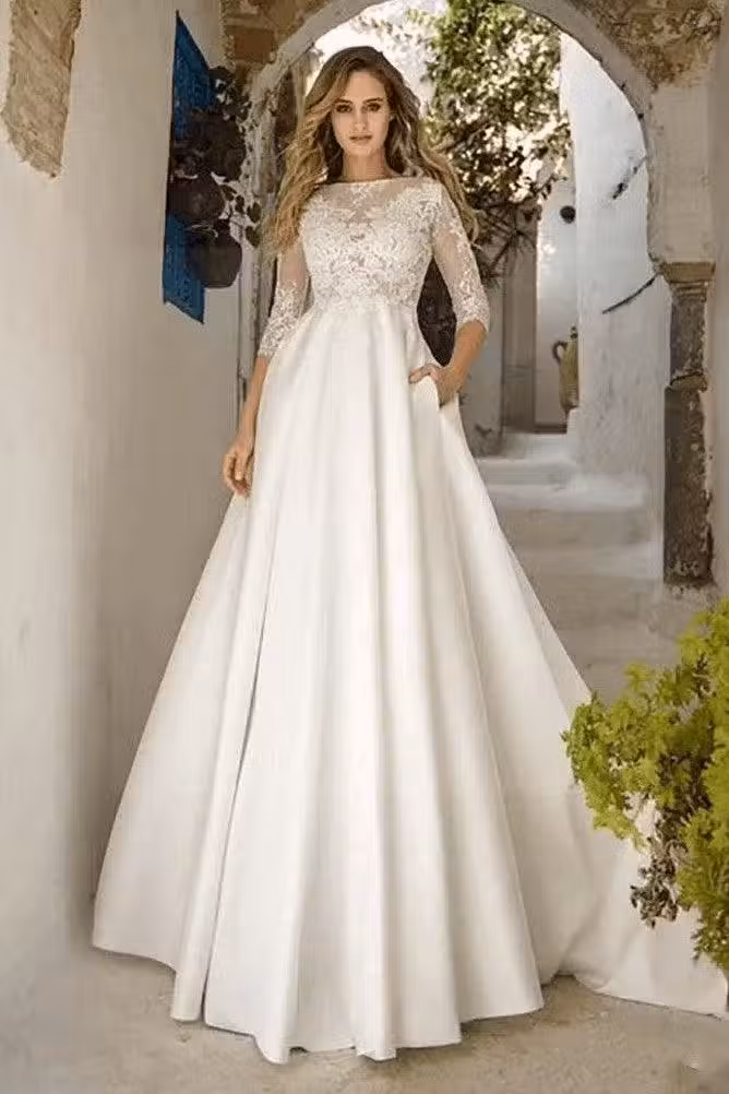 Robe De Mariée Simple Et Bohème