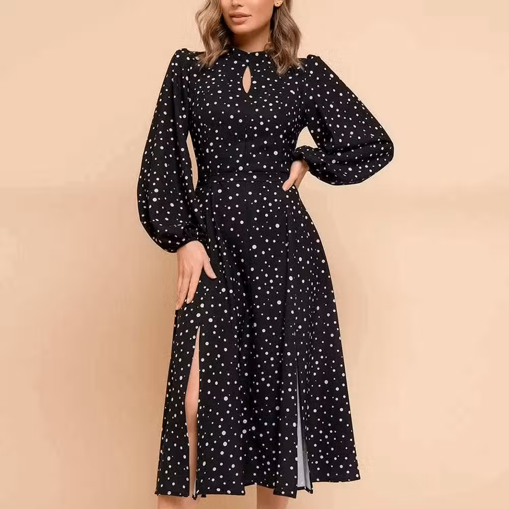 Robe Noire à Pois Et à Manches Longues
